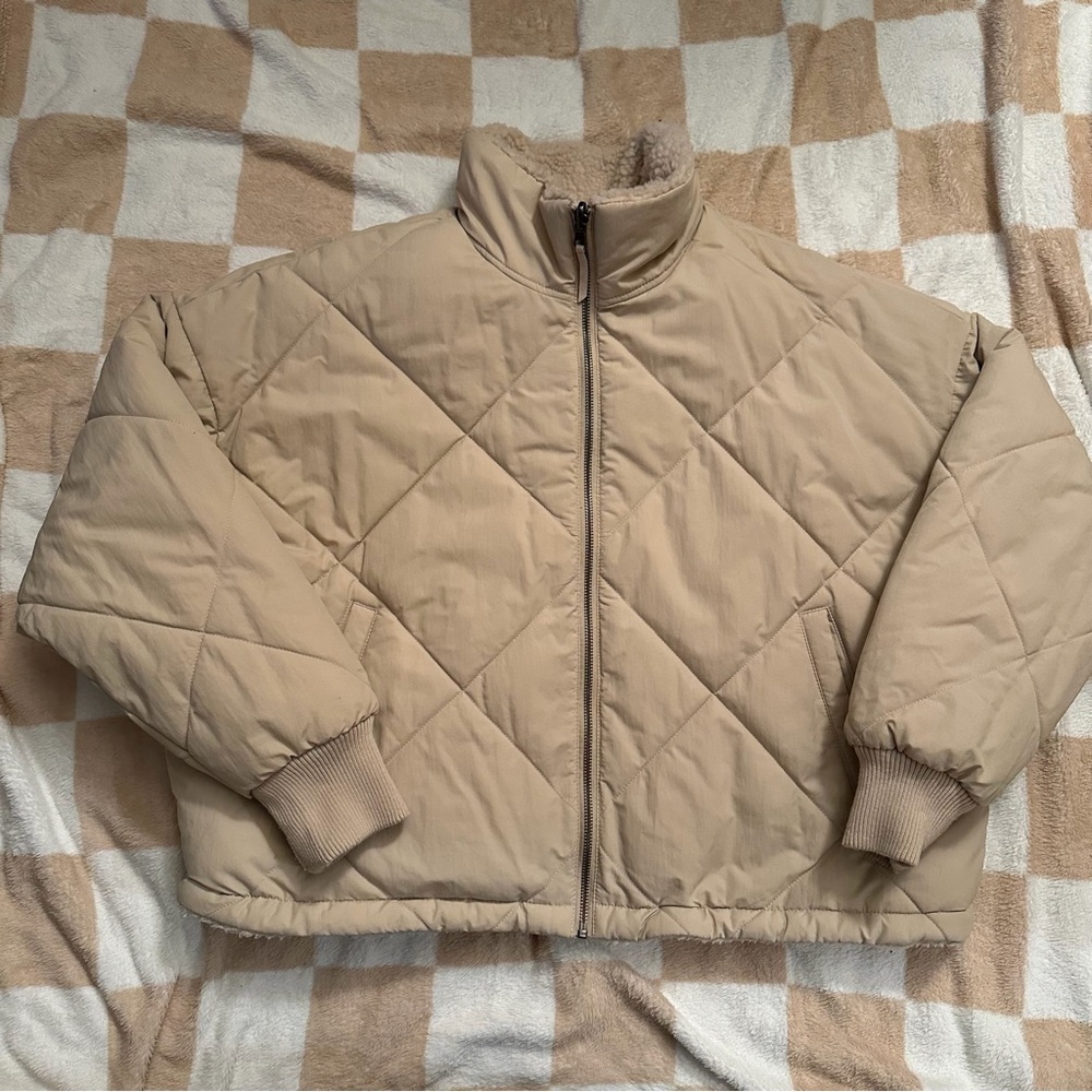 American Eagle Reversible Puffer Quilted Jacket